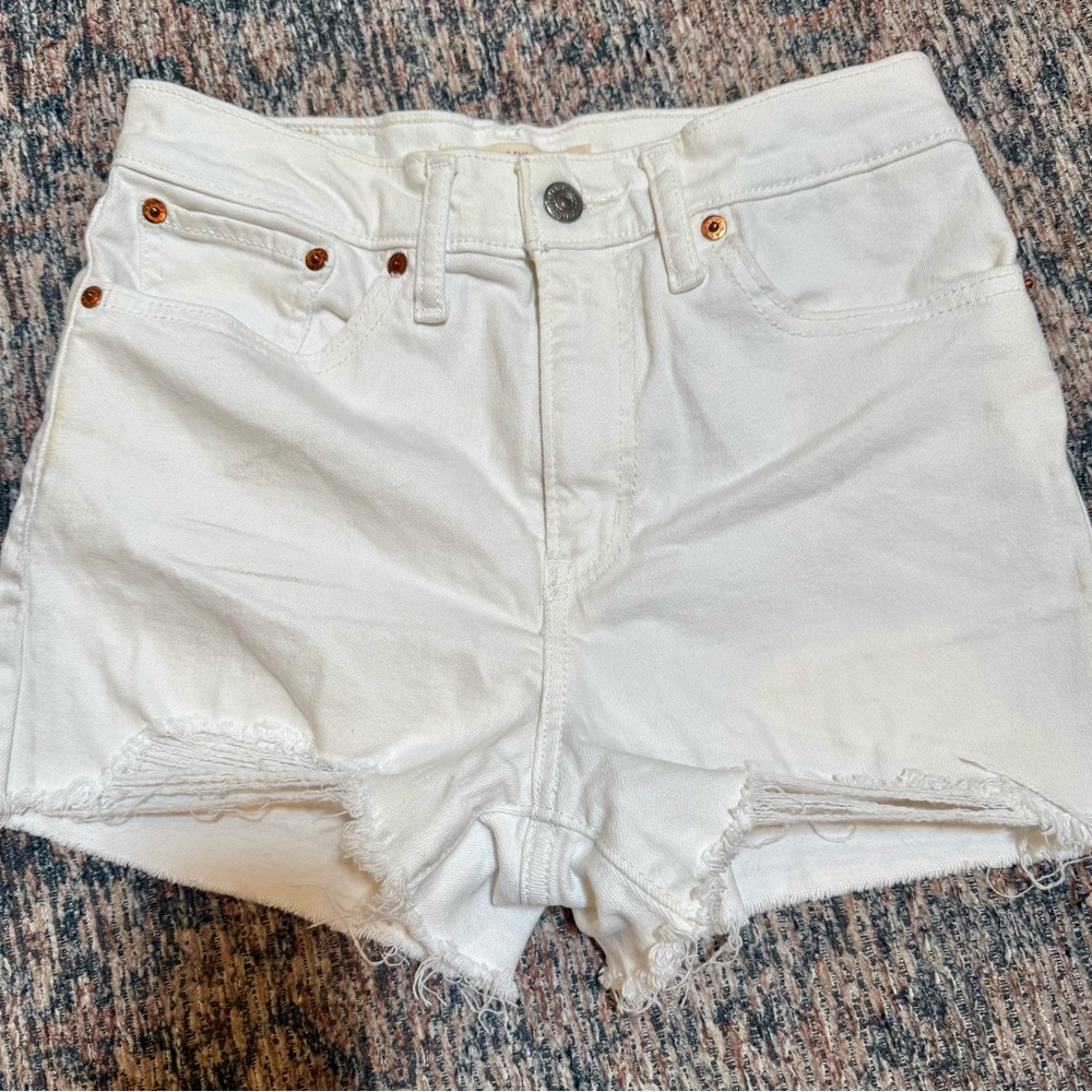 Levi’s White Denim Women's Shorts - Size 27